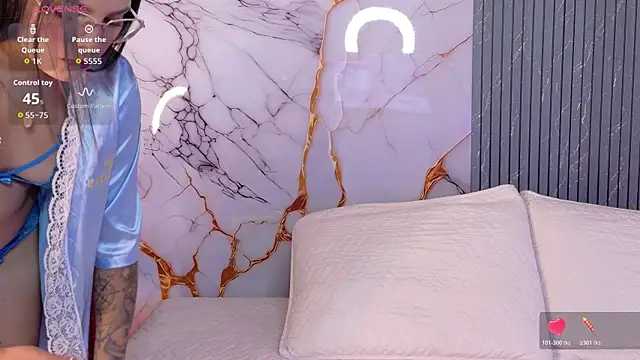 Snapshot of Shasa_8 chatting on November 2025 08:11:01 PM Shasa 8 online show from November 2025 08:11:01 PM