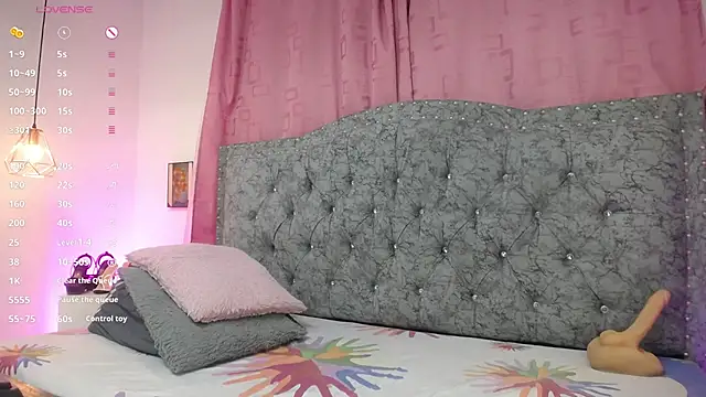 Uzziah Sabag online show from September 2025 01:06:01 AM