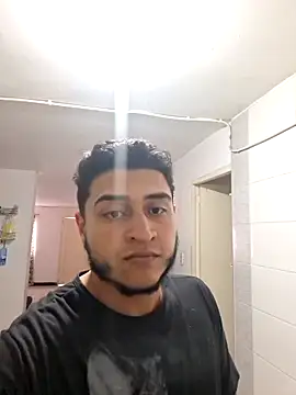 Juanhots online show from April 2026 07:09:02 PM