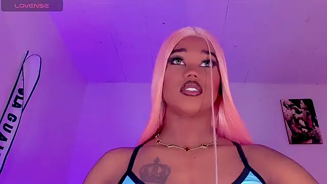 naomy  xx online show from October 2025 08:02:02 PM