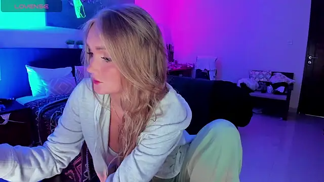 PrincessVS online show from March 2025 05:43:02 AM