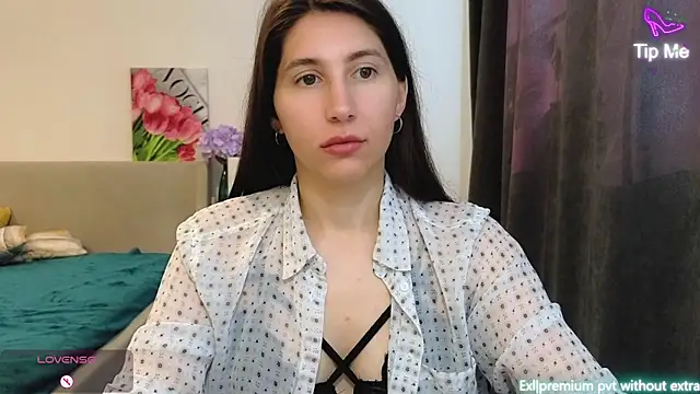 marrycolins online show from June 2026 02:01:01 AM