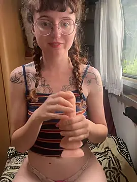  foxygirl  online show from May 2026 05:00:01 PM