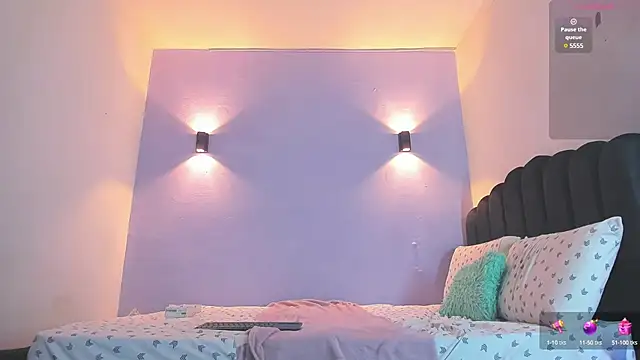 Sofia Clauss  online show from March 2025 10:11:01 AM