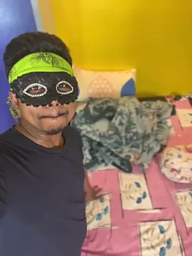 Snapshot of OrgsmMust chatting on March 2025 05:11:02 PM OrgsmMust online show from March 2025 05:11:02 PM