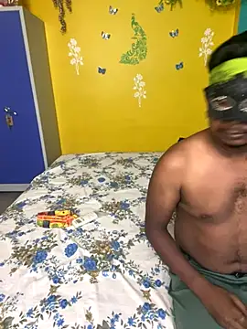 Snapshot of OrgsmMust chatting on October 2025 06:30:01 PM OrgsmMust online show from October 2025 06:30:01 PM