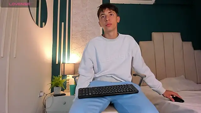 Snapshot of AlessandroDybala chatting on January 2025 11:59:02 AM AlessandroDybala online show from January 2025 11:59:02 AM