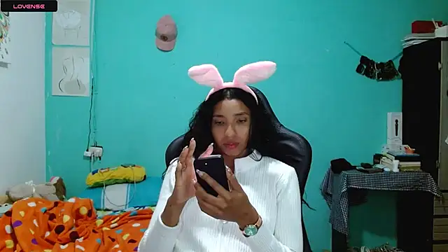 sensitive brunette online show from February 2026 04:10:02 AM