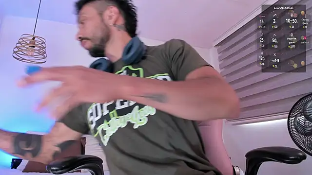 Tom cooper  online show from October 2025 12:56:02 PM