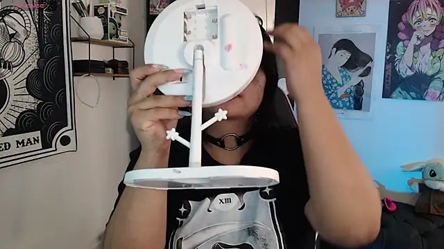 Snapshot of mollyshake1 chatting on March 2025 08:21:02 AM mollyshake1 online show from March 2025 08:21:02 AM