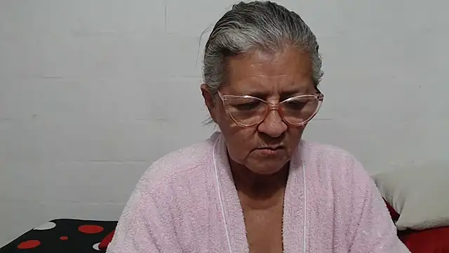 candy mature  online show from December 2025 10:26:01 PM