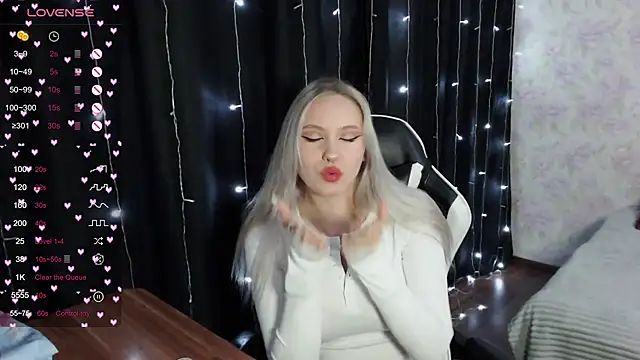 VikaPowers online show from March 2025 08:25:01 PM