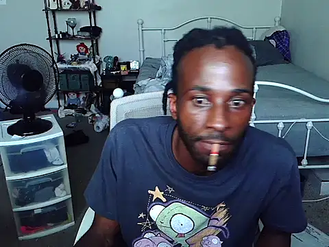 Snapshot of razzynolight chatting on June 2026 06:52:01 PM razzynolight online show from June 2026 06:52:01 PM