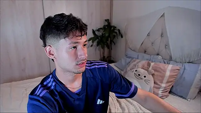 dimitri targaryen online show from September 2025 09:22:02 AM