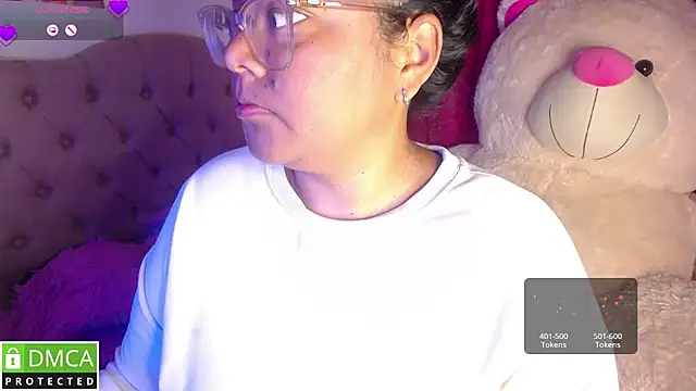 KittyHot20 online show from November 2025 02:06:02 PM