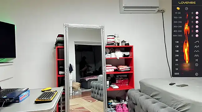 supermanboy94 online show from February 2025 06:56:02 AM