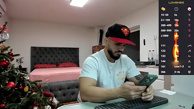 supermanboy94 online show from December 2025 07:02:02 AM