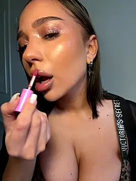 CardiSweetBaby online show from September 2025 11:37:02 AM