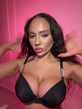 CardiSweetBaby online show from February 2026 09:40:01 PM