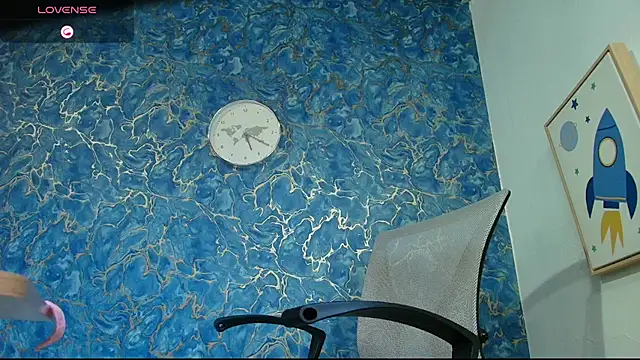 Rhaegal hot online show from November 2025 10:19:01 PM