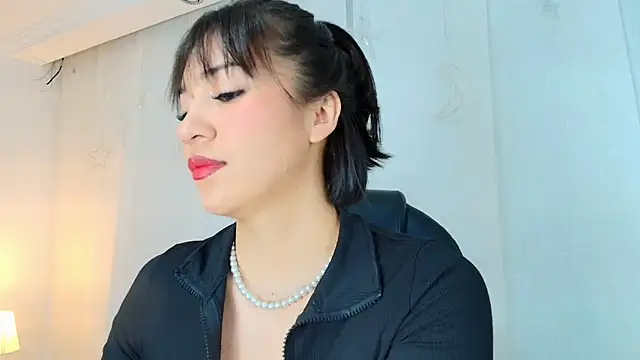 lina bedoya  online show from June 2026 11:38:02 AM