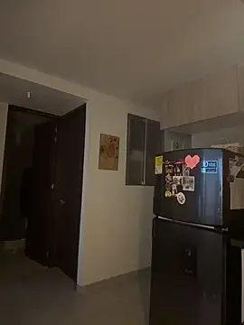 SaraParisi online show from December 2025 10:40:02 PM