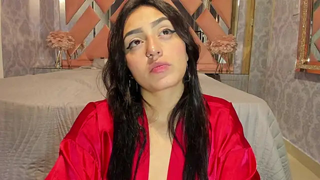 Snapshot of Lesly_sexy4u chatting on May 2026 06:43:02 AM Lesly sexy4u online show from May 2026 06:43:02 AM