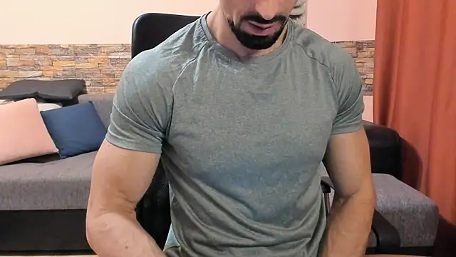 HotHunkTrainer online show from November 2025 09:12:02 AM