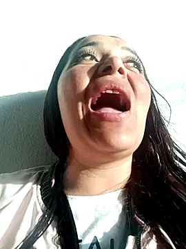 jessamond online show from March 2026 10:25:01 PM