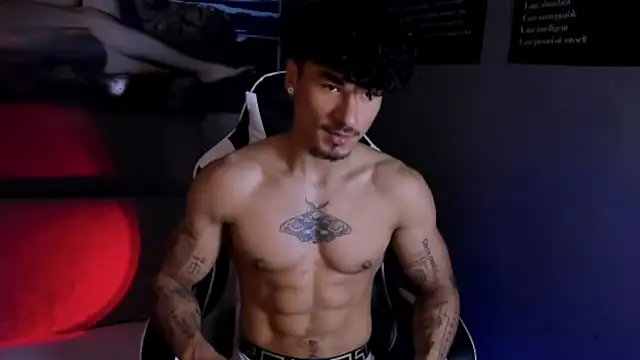 Thomas Fit1 online show from April 2026 06:55:01 PM