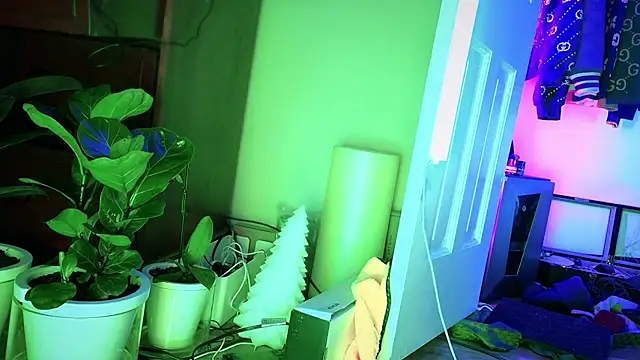 YouLikeBigDick9 online show from December 2024 07:19:02 AM