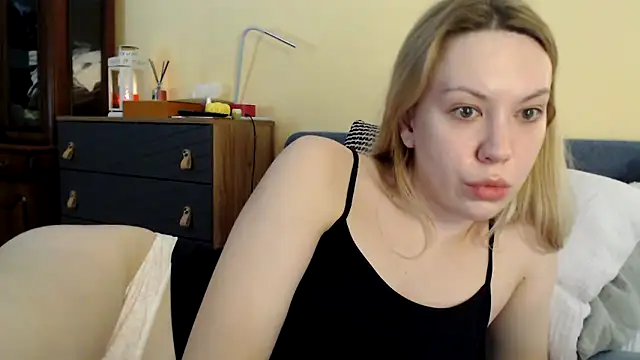 Snapshot of Scarlettford chatting on December 2024 10:13:01 AM Scarlettford online show from December 2024 10:13:01 AM