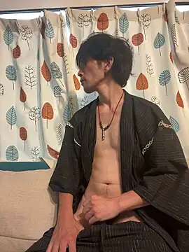 Snapshot of Katakuriko-Denpun chatting on July 2026 03:15:02 AM Katakuriko-Denpun online show from July 2026 03:15:02 AM