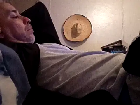 Xoc8  online show from March 2025 03:17:02 PM