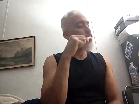 Xoc8  online show from October 2025 04:32:02 AM