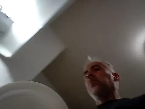 Xoc8  online show from October 2025 10:10:01 PM