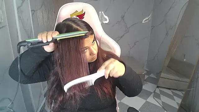 skeler lovd b  online show from November 2025 01:00:02 PM