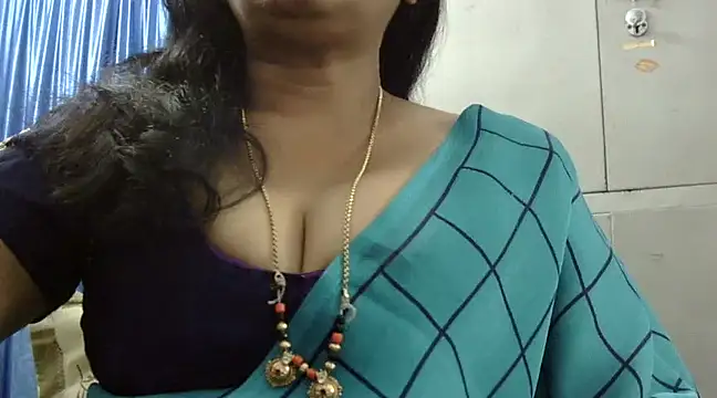 Snapshot of Vijji-telugu chatting on January 2025 07:45:01 AM Vijji-telugu online show from January 2025 07:45:01 AM