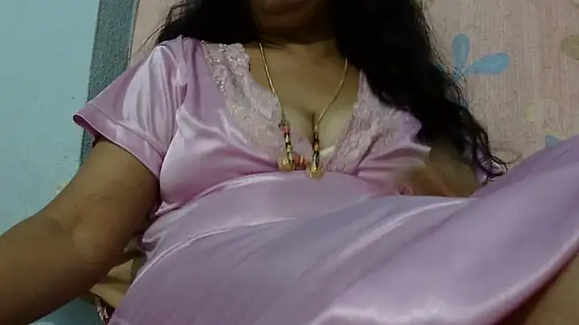 Snapshot of Vijji-telugu chatting on May 2026 04:56:01 PM Vijji-telugu online show from May 2026 04:56:01 PM