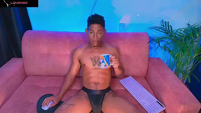 Palo santo online show from February 2026 07:18:01 PM