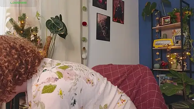 Snapshot of _lightmyfire chatting on December 2024 11:00:02 AM lightmyfire online show from December 2024 11:00:02 AM