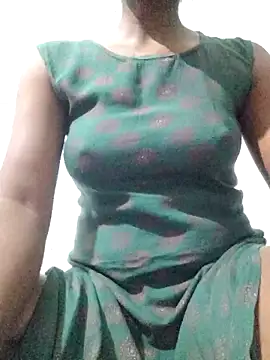 rituporna2004 online show from November 2025 03:09:02 AM