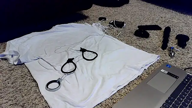 femgui69 online show from February 2026 02:42:02 PM