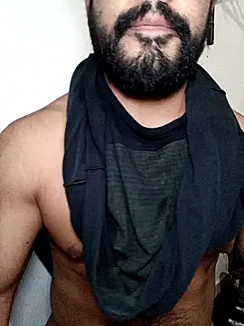 HombreS3n online show from October 2025 04:13:01 AM