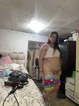 GemaGranadoss online show from April 2026 10:26:01 PM