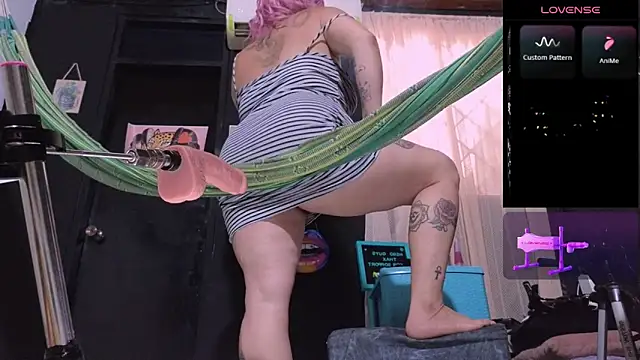Snapshot of waterfalls_girl chatting on January 2025 09:28:01 PM waterfalls girl online show from January 2025 09:28:01 PM