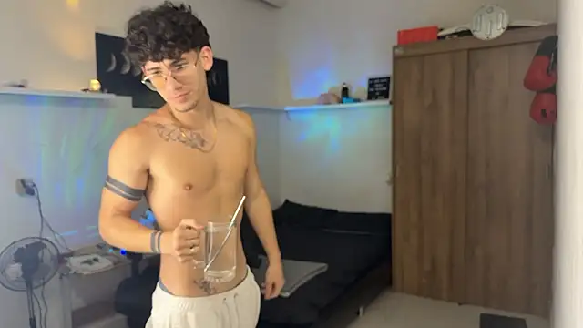 Kisan Smith online show from February 2026 03:24:01 AM