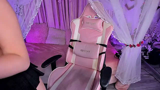 ino yamanaka  online show from December 2024 12:59:02 AM