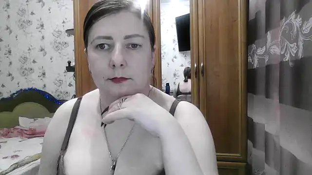 SophieNightAh online show from January 2026 12:32:01 PM