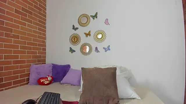 maja hills online show from December 2024 03:02:01 PM